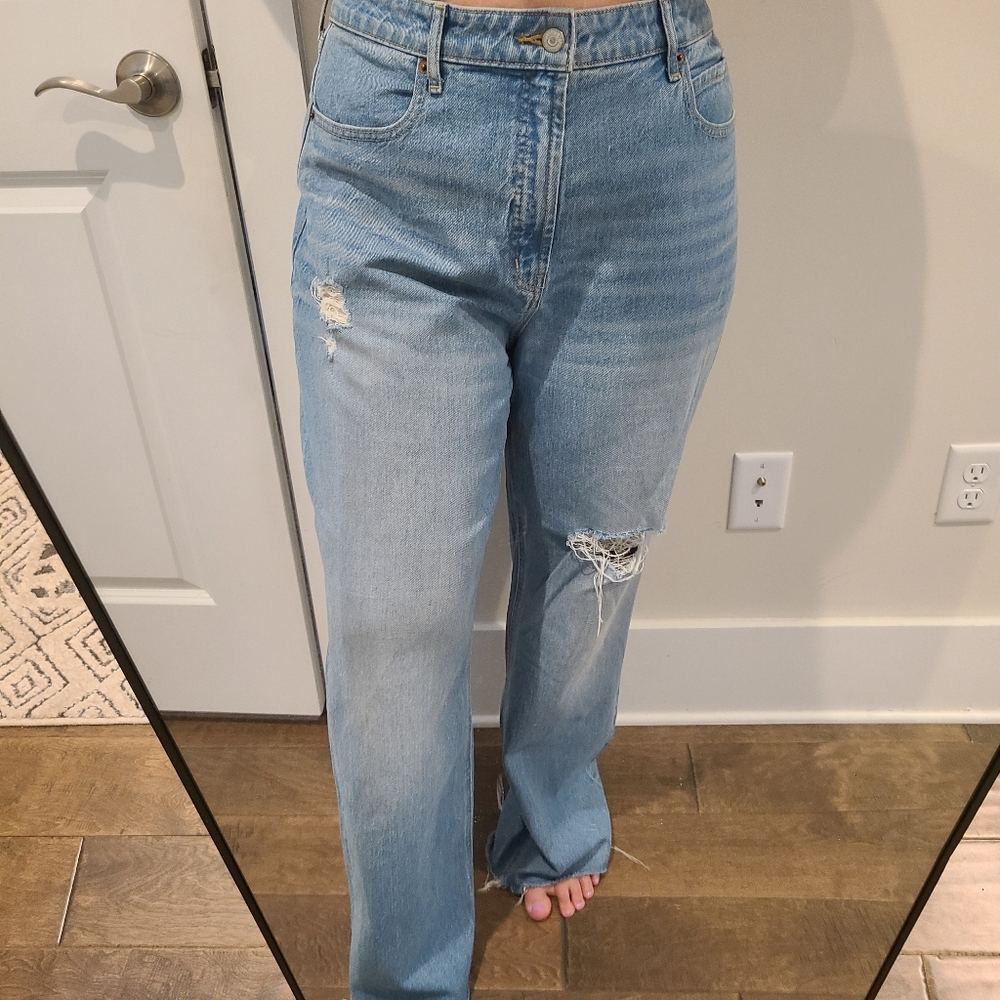 Old Navy Sky High Wide Leg Distressed Jeans - Picture 1 of 8